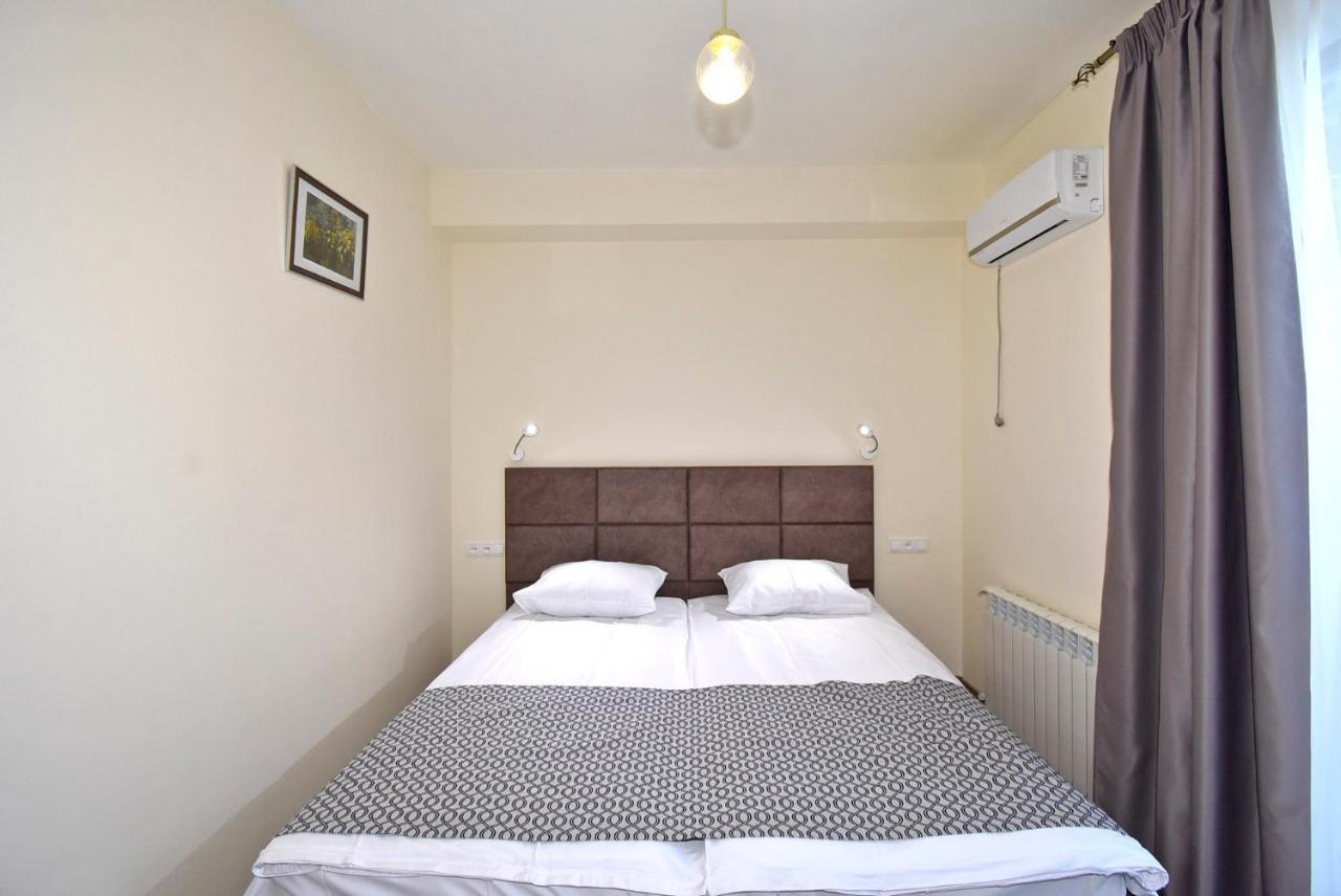 The Nut Guest House Erivan Dış mekan fotoğraf